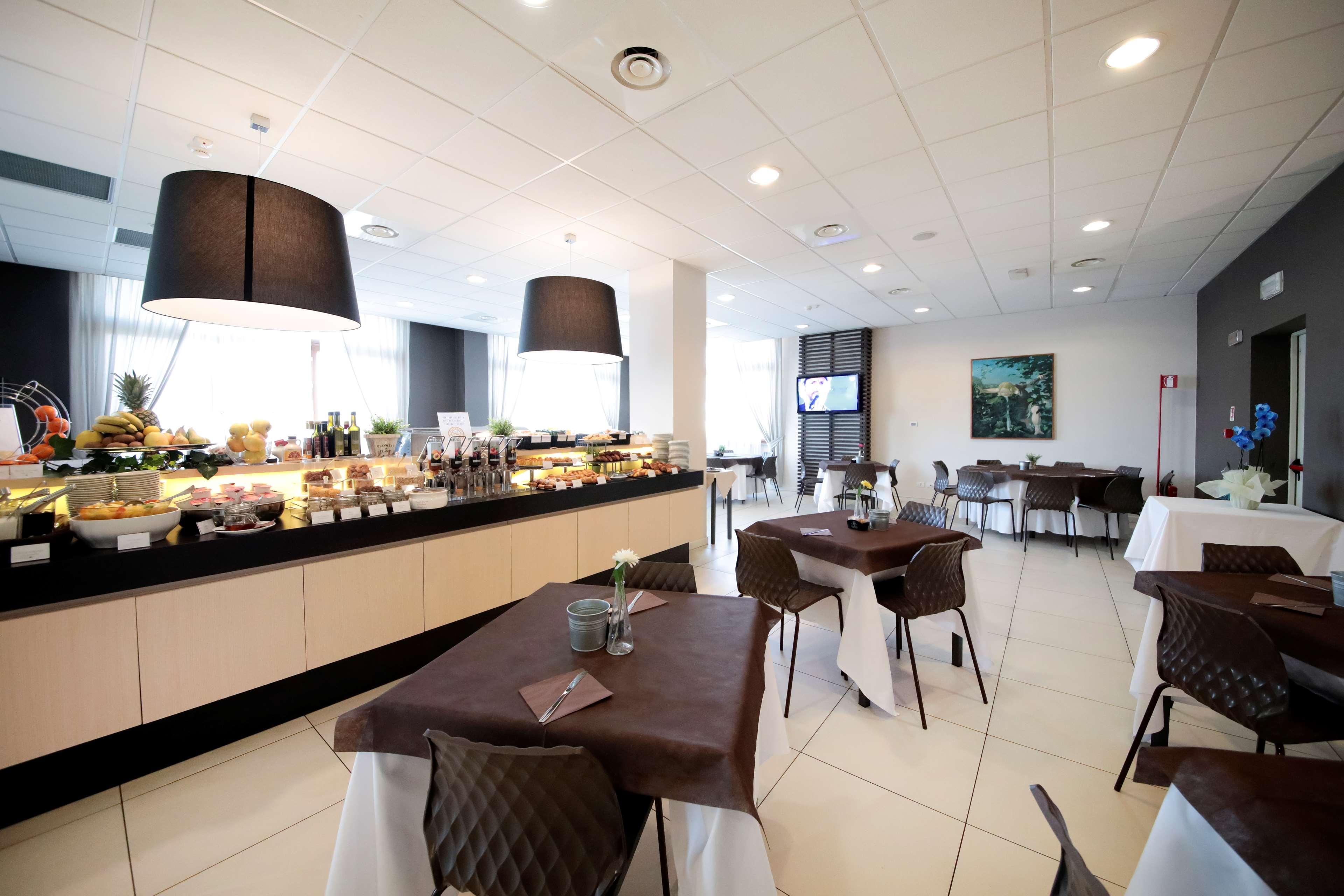 Best Western Hotel Cristallo Mantova Вирджилио Экстерьер фото