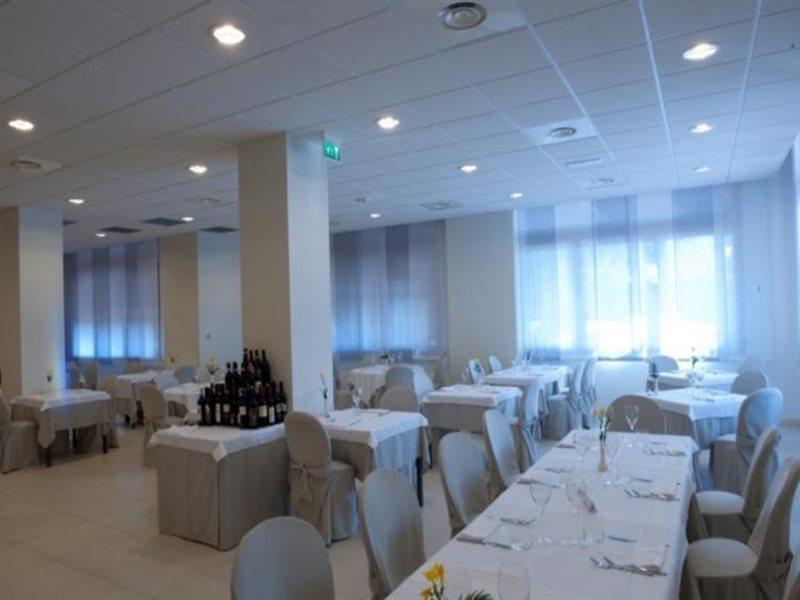 Best Western Hotel Cristallo Mantova Вирджилио Экстерьер фото